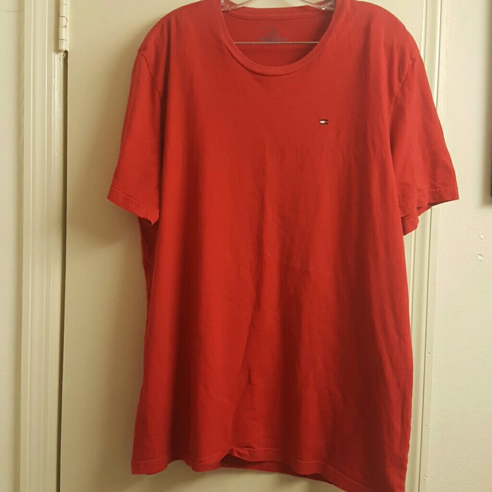 Tommy Hilfiger red classic tee